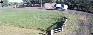 Conductor se salva de milagro tras choque y vuelco de vehículo en Horqueta | Unicanal