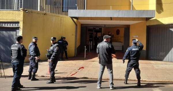 La Nación / Hombre se disparó tras atacar Consulado de Brasil en CDE