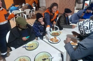 Brindan protección del frío a 68 personas en albergues de la Costanera, San Lorenzo y Limpio - .::Agencia IP::.