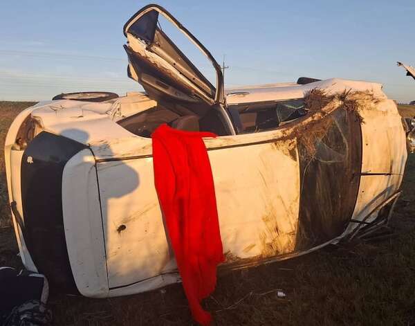 Funcionaria del MOPC falleció en accidente rutero en Coronel Bogado - Policiales - ABC Color