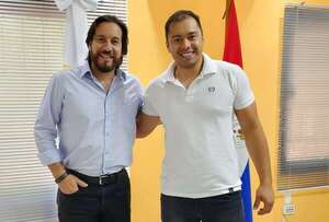 Velázquez acusa a Zacarías Irún de querer controlar intervención en CDE - Política - ABC Color