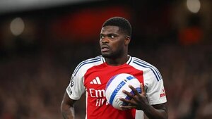 Versus / El futbolista ghanés del Arsenal Thomas Partey, acusado de violación en Reino Unido