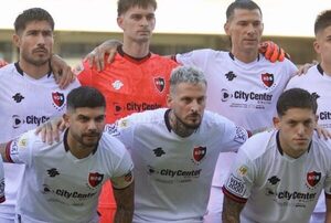 Tras dejar Olimpia, Benedetto debutó en Newell’s y… ¡adivinen qué!