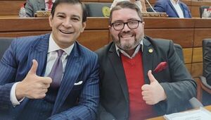 Derlis Rodríguez sigue en la línea de Beto Ovelar pero aún no define apoyo a Marcos Benítez    - Noticiero Paraguay