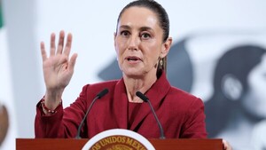 Sheinbaum critica el plan fiscal de EEUU por reforzar medidas contra los migrantes