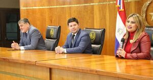 Grupo consultivo de estudiantes visitó sede judicial de Asunción