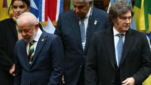 Mercosur esquiva la tensi贸n Milei-Lula y salda su cumbre semestral con avances comerciales