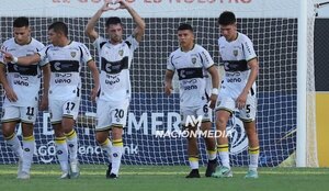 Versus / Fue asegurado por Olimpia, pero ya no podrá jugar con el Franjeado en el 2025