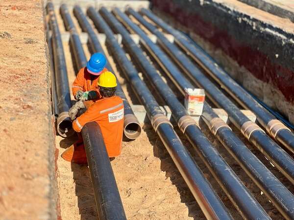 MOPC continúa con soterramiento de la línea eléctrica en la Costanera - Nacionales - ABC Color