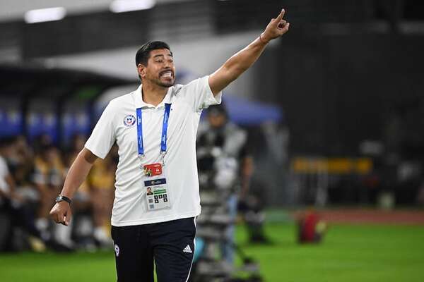 El técnico de la sub-20, Nicolás Córdova, asumirá como DT interino de Chile - Fútbol Internacional - ABC Color