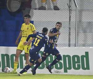 Un tiempo le bastó a Trinidense - Fútbol - ABC Color