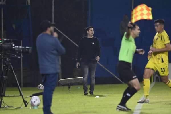 José Arrúa destaca la contundencia de Trinidense en el inicio del Clausura - Sportivo Trinidense - ABC Color