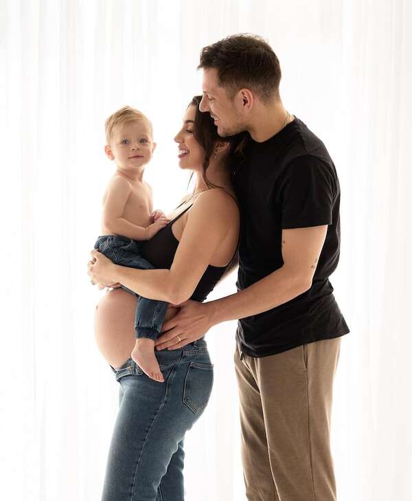 Gaspar Servio y Flor Tomeo cuentan los días para la llegada de su segundo hijo - Gente - ABC Color