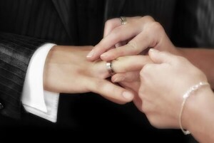 En México, proponen matrimonios temporales con opción a renovar
