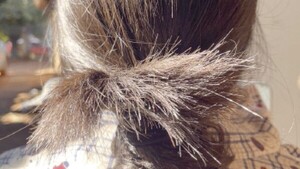 Se durmió en el colectivo y le cortaron el pelo en Luque