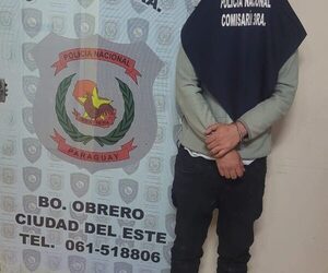 Sorprenden a un hombre intentando hurtar motocicletas