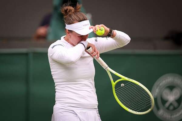 La checa Krejcikova, defensora del título, eliminada en tercera ronda en Wimbledon - Polideportivo - ABC Color
