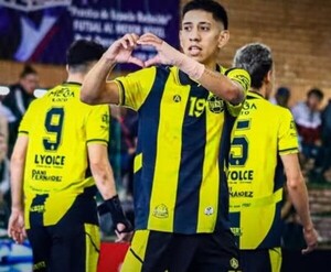 Atenas continúa su avasallante marcha en la serie B de salón - La Tribuna