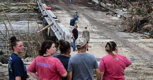 La Nación / Desesperación en EE. UU.: buscan a niñas desaparecidas tras inundación que ya deja 50 muertos