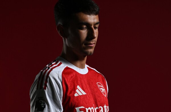 Versus / El Arsenal hace oficial la llegada del español Martín Zubimendi