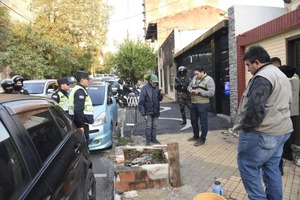 Vuelven a sacar de circulación a «cuidacoches» que operan en zona del Palacio de Justicia
