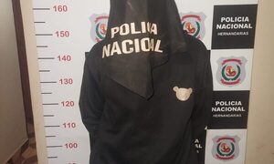 Detienen a ebrio que que creó destrozos en local comercial
