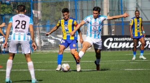Deportivo Capiatá triunfa sobre la hora y pone presión al lider "12" - La Tribuna