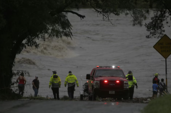 Texas: 68 muertos por inundaciones y continúa la búsqueda de desaparecidos