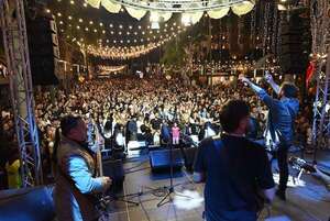 El San Juan tomó el barrio Mariscal con música, danzas y sabores típicos - Cultura - ABC Color