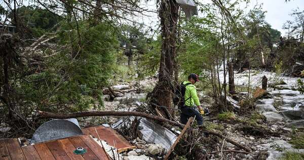 La Nación / Desesperada búsqueda de Joyce Bandon tras catastróficas inundaciones en Texas