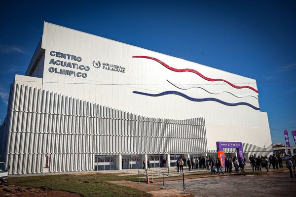 Versus / Paraguay inaugura el Centro Acuático Olímpico más moderno de Sudamérica