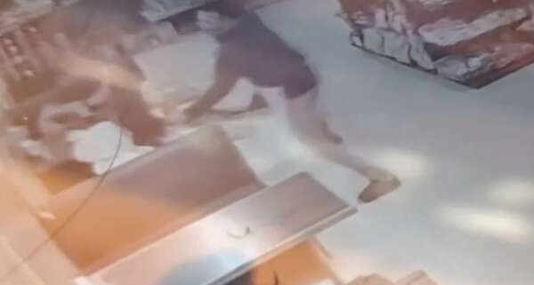 Atacó a su expareja de 9 puñaladas en un servicentro