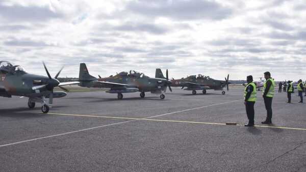Ejecutivo no apoya derribo de aviones en defensa del espacio aéreo