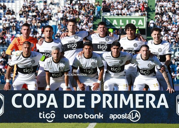 Versus / Fabián Bustos calificó el estreno oficial de sus nuevos jugadores