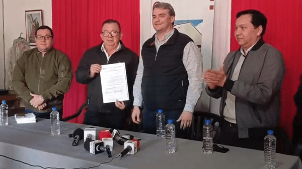 Antoliano Cohene es el nuevo Director de Educación y Cultura de Coronel Oviedo - Noticiero Paraguay