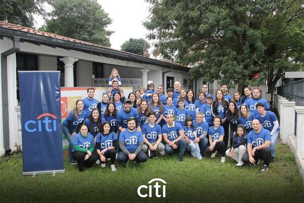 Citibank celebra 20 a帽os del D铆a Global de la Comunidad con una acci贸n solidaria en Asunci贸n