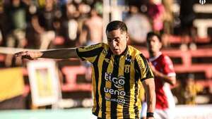 Falta la firma para que Nico Barrientos llegue a Ameliano