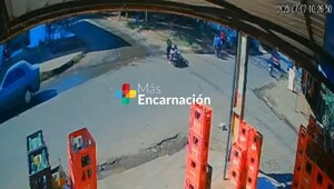Hombre resulta herido tras ser embestido por motoneta en Encarnación