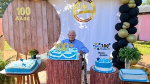 Don Miguel Almada cumplió 100 años y lo celebró rodeado de su familia en Yby Yaú