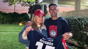 Dahiana Bresanovich ahora apoya a full a Cerro Porteño
