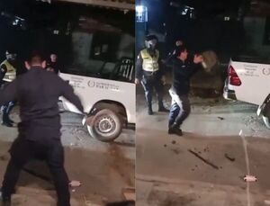 (VIDEO). Polis ingresan a un negocio revientan un equipo de sonido y upéi se negaron a recibir la denuncia