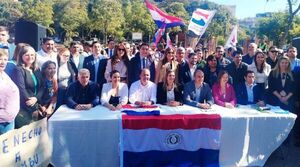 La candidatura fantasma de Kattya González