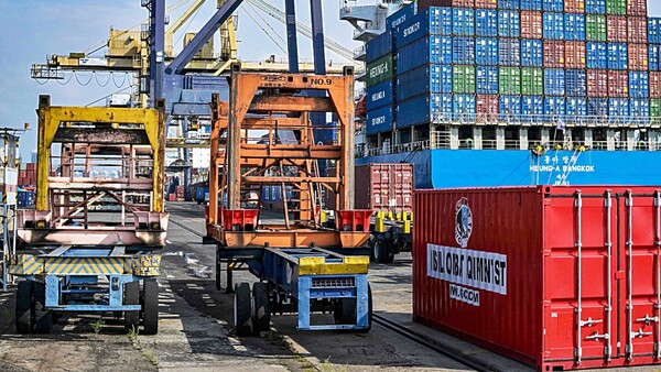 Con aranceles para más de 10 países, Trump relanza su guerra comercial