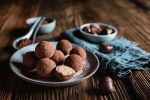 Trufas veganas de dátiles y cacao: sin azúcar, sin horno y listas en minutos - Gastronomía - ABC Color