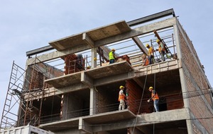 Crece la oferta en el sector inmobiliario, pero falta acceso