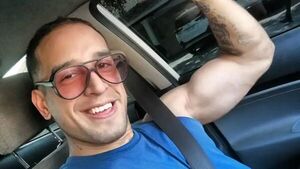 (VIDEO) ¡Tonguearon al creador de contenidos, “Mocaccino”!