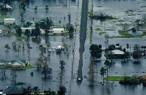 Inundaciones mortales en Texas: al menos 27 niñas y personal fallecidos en Camp Mystic