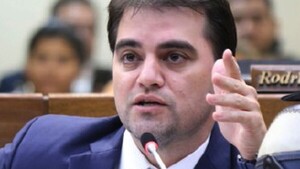 Diputado plantea ley para frenar perfiles falsos y estafas digitales