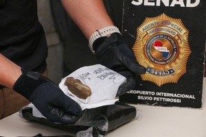 Incautan encomiendas con droga ocultas en equipo de soldadura y forros de asientos