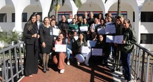 Certifican competencias laborales y reconocen la excelencia en servicios turísticos en Villarrica